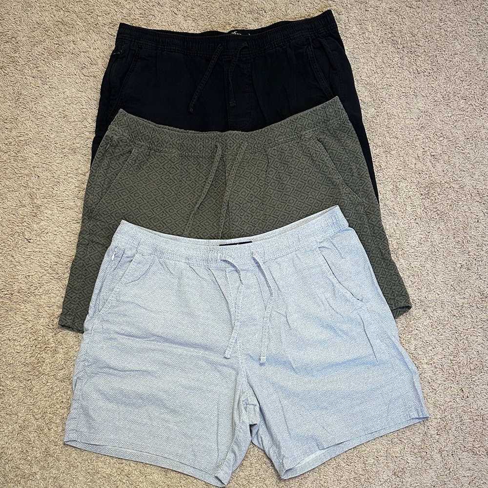 Hollister Men's Shorts - Black, Olive, Light Gray